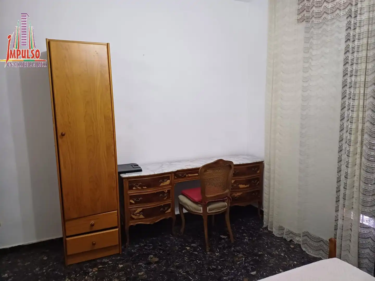 Piso con terraza en alquiler en Calle Tesifonte Gallego, imagen 19