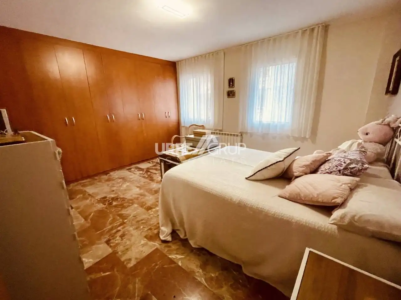 Schlafzimmer von Wohnung zum Verkauf in Terrassa mit Klimaanlage, Heizung und Privatgarten