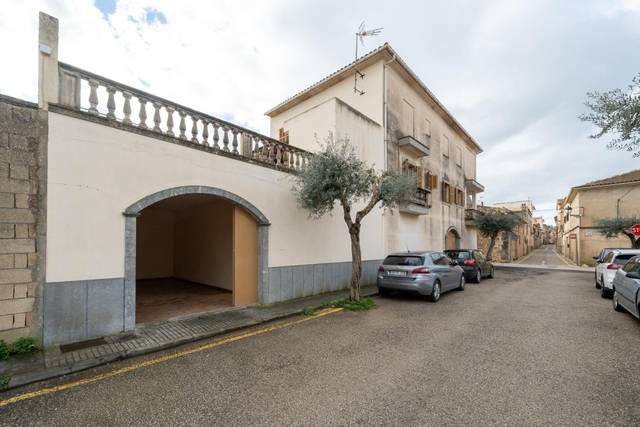 Casa-chalet en Venta en Calle fora en Petra