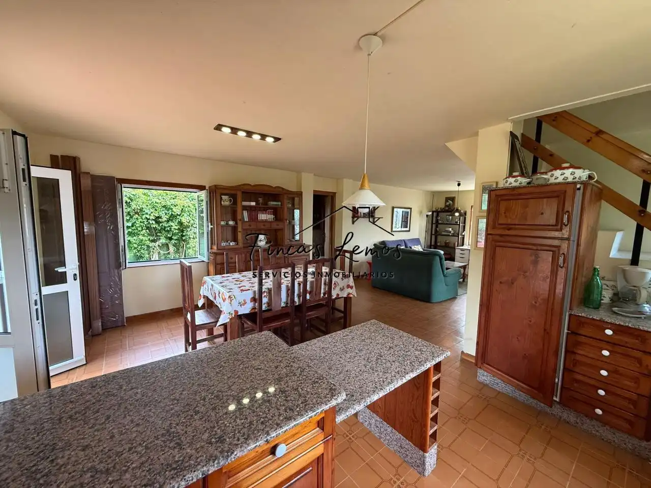 Comedor de Casa o chalet en venta en Camariñas con Jardín privado, Terraza y Amueblado