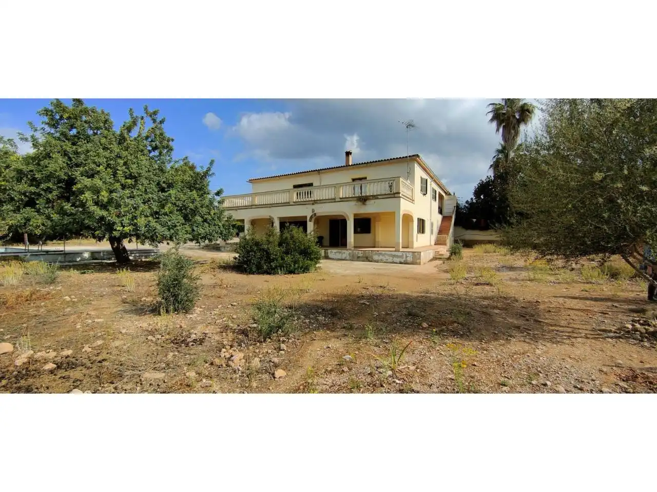 Haus oder Chalet zum Verkauf in Bunyola mit Privatgarten, Terrasse und Schwimmbad