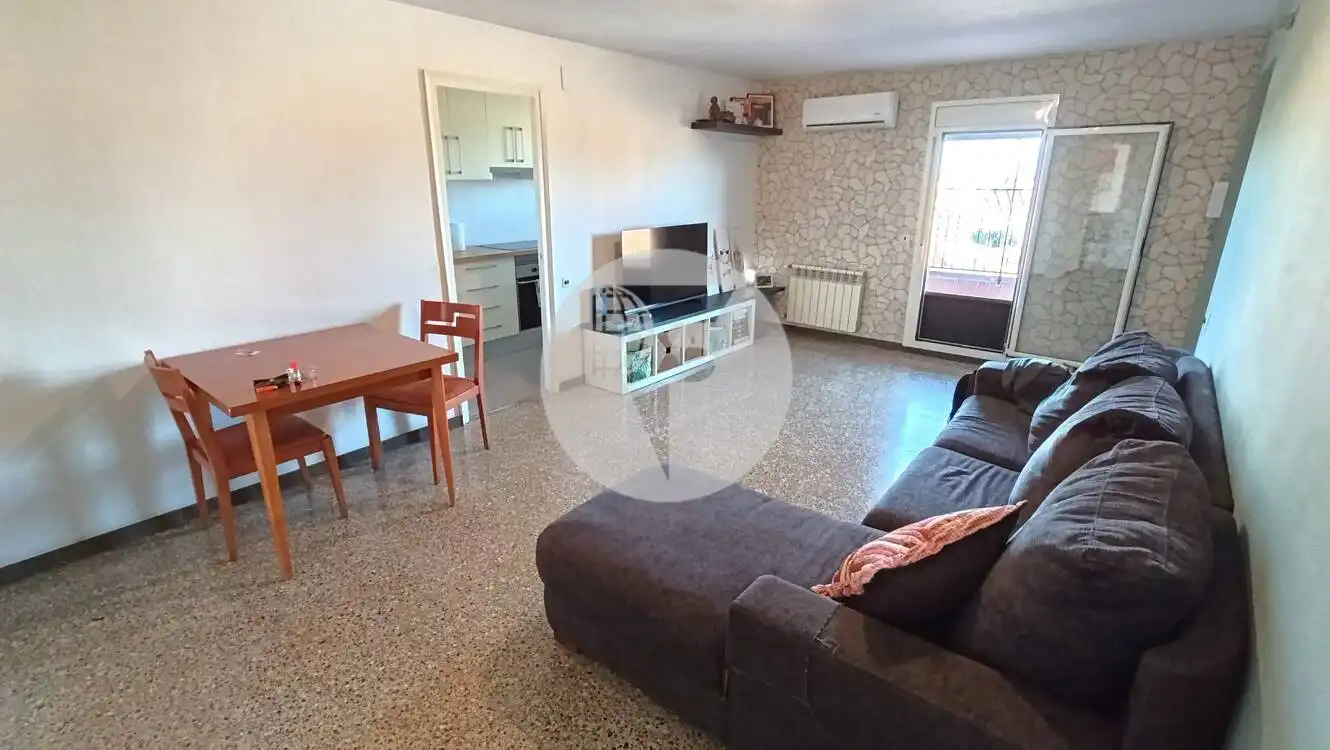 Sala de estar de Ático en venta en Terrassa con Aire acondicionado, Calefacción y Terraza