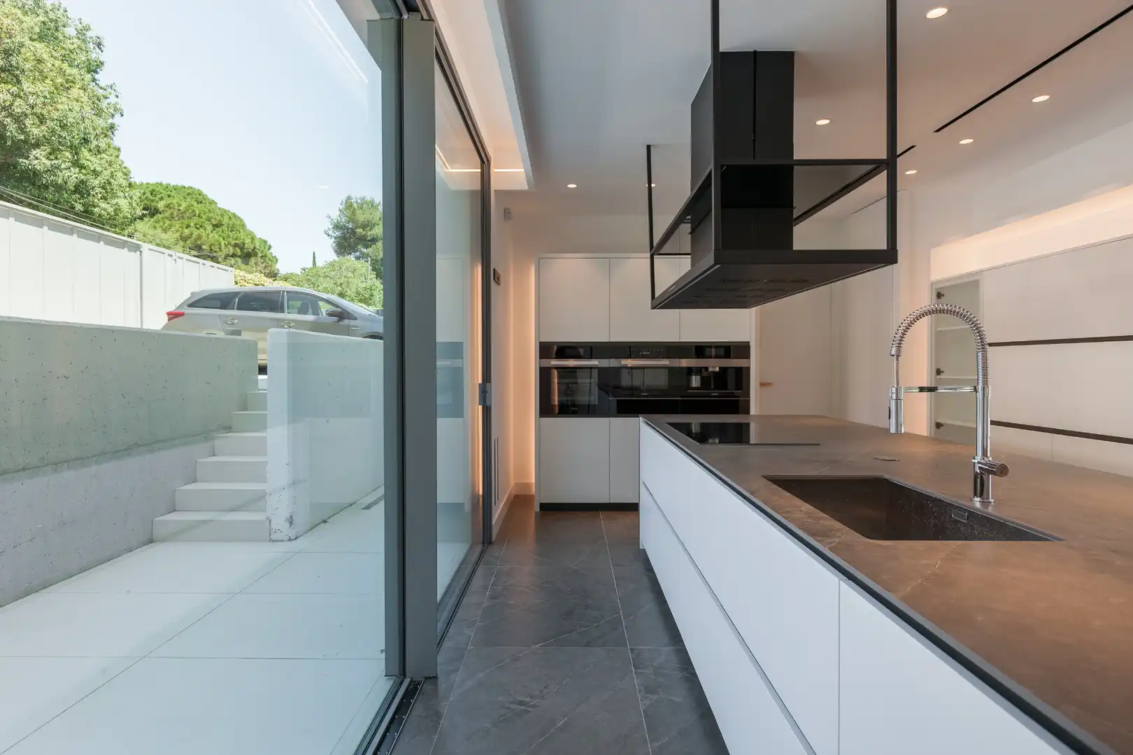 Kitchen of Houses for sale in Barcelona  with Air Conditioner, Heating and Private garden