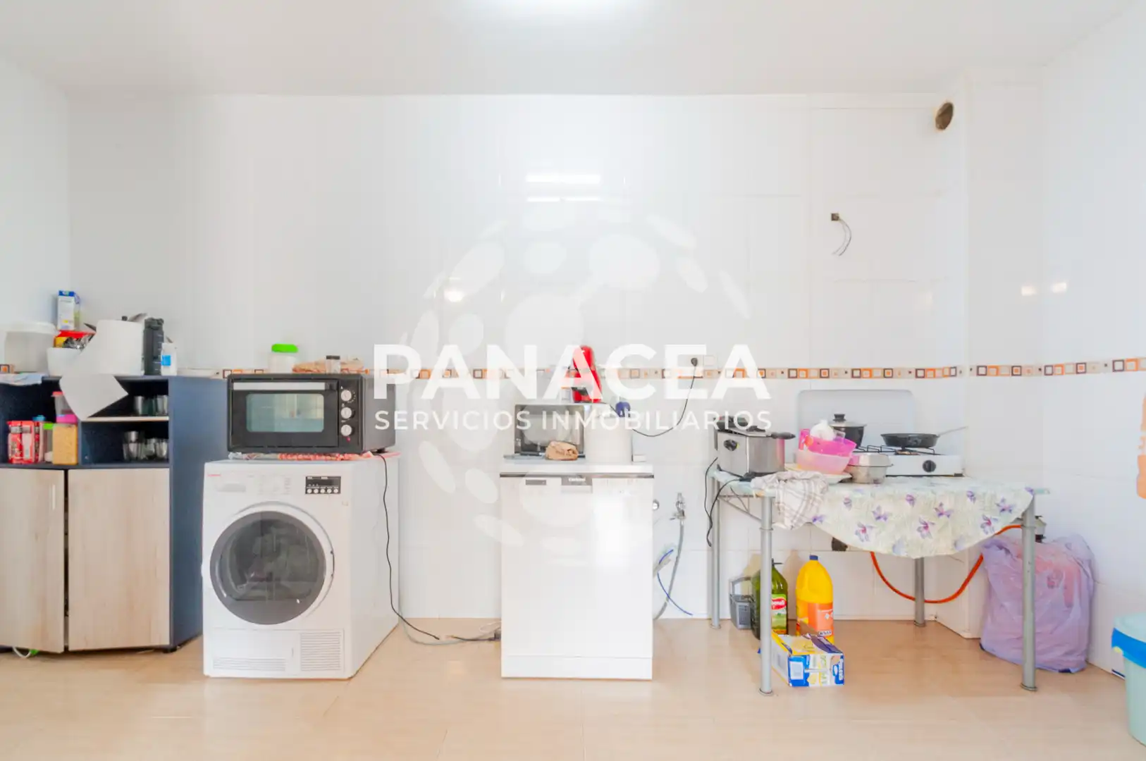 Cocina de Piso en venta en El Ejido con Amueblado, TV y Balcón