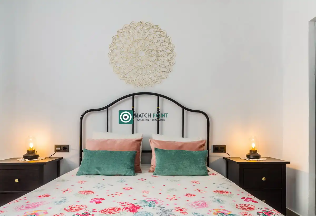 Habitación de Casa adosada en venta en Almuñécar con Amueblado