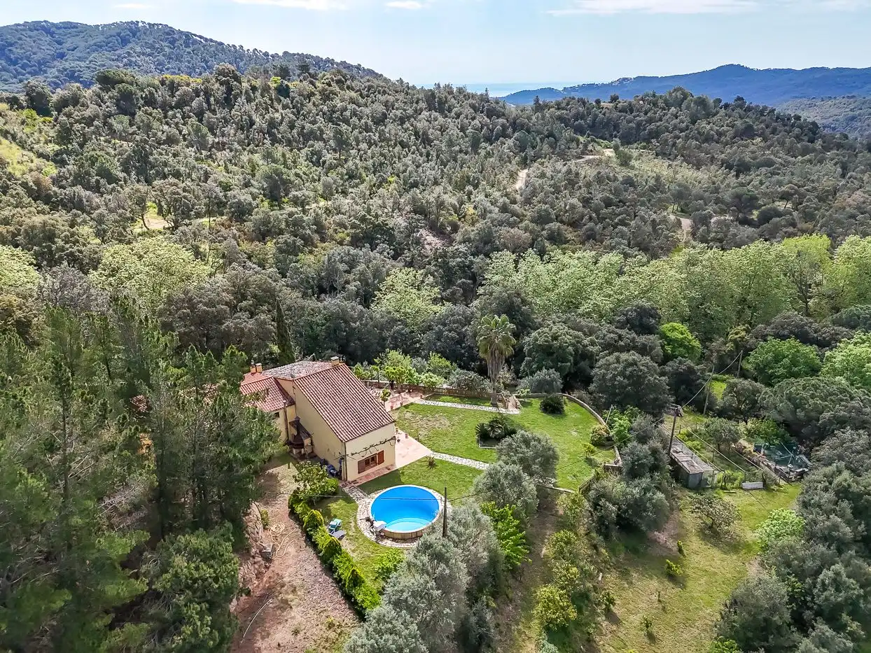 Jardín de Finca rústica en venta en Sant Iscle de Vallalta con Calefacción, Terraza y Trastero