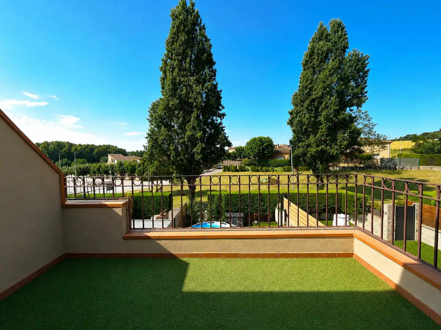 Terrassa de Casa adosada en venda en Aiguaviva amb Aire condicionat, Calefacció i Jardí privat