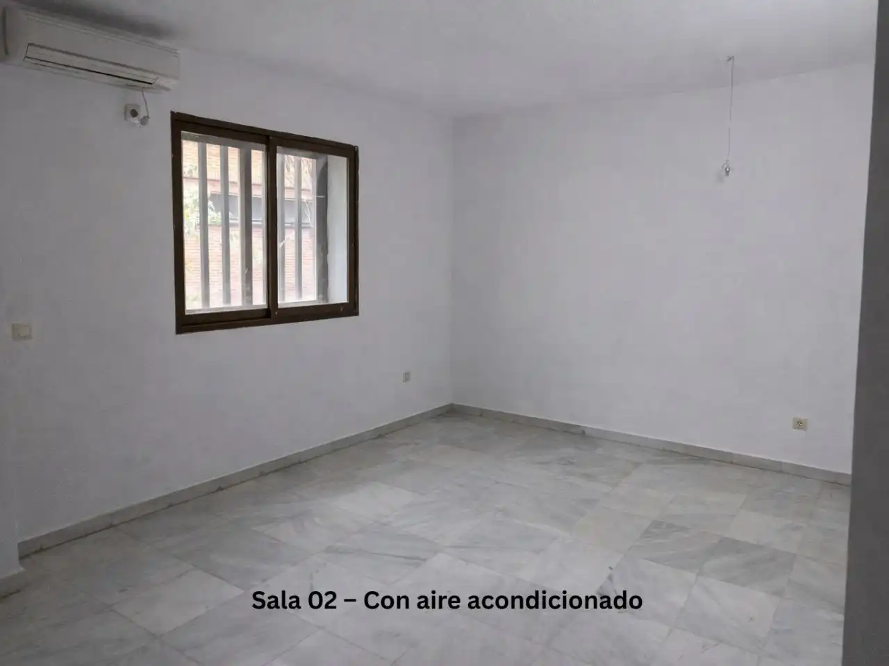 Dormitori de Local de lloguer en Alcobendas amb Aire condicionat i Parquet