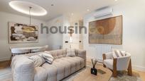 Living room of Flat for sale in  Madrid Capital  with Air Conditioner, Heating and Parquet flooring