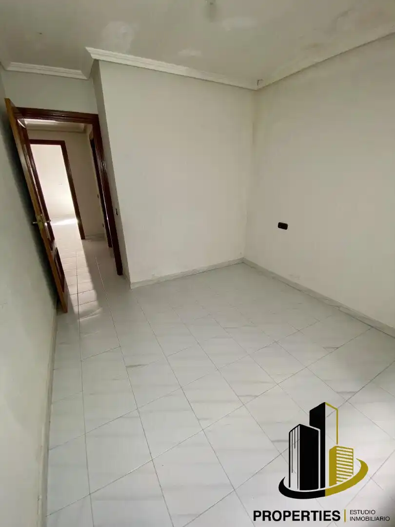 Flat for sale in Guijuelo