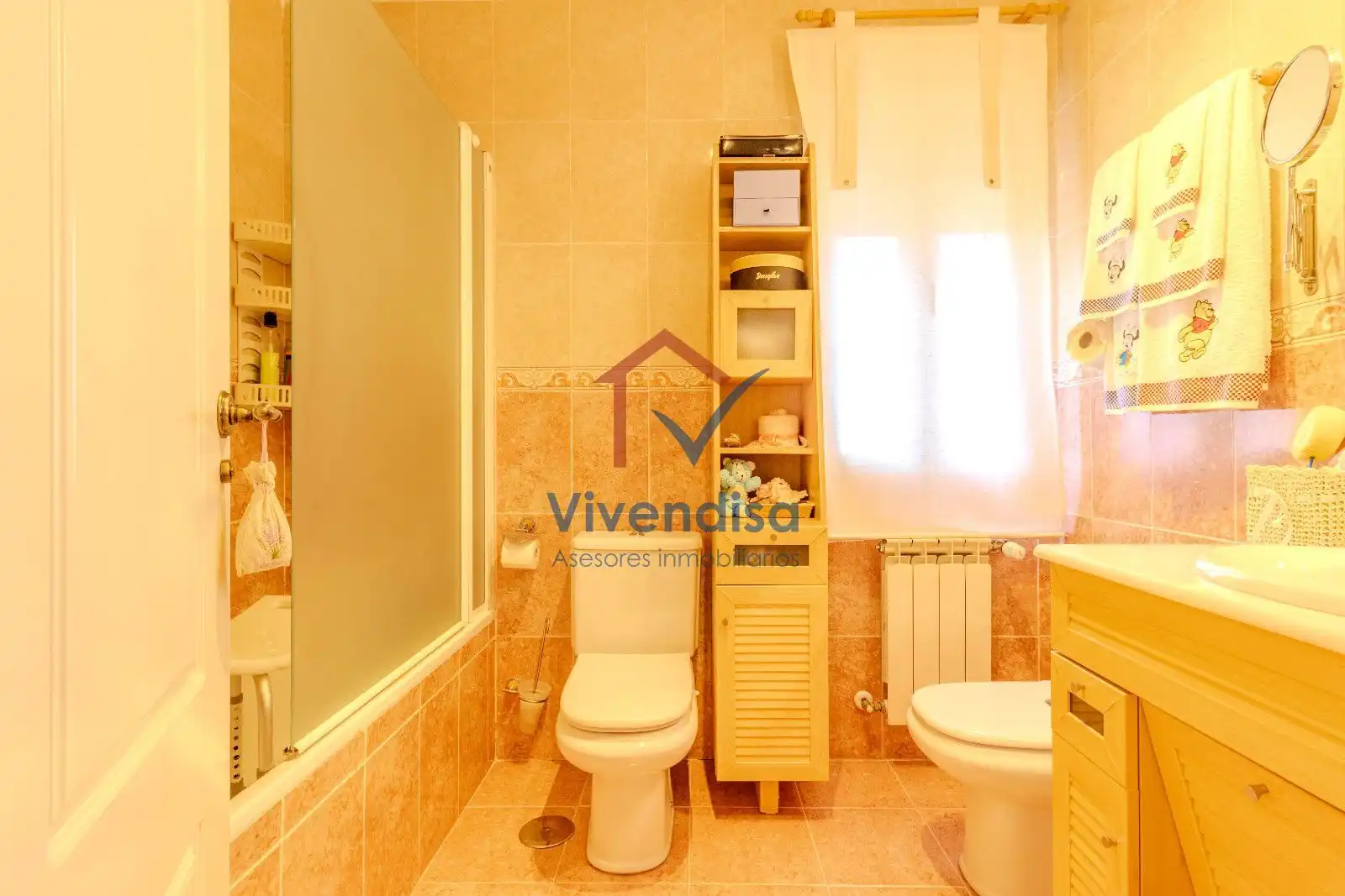 Baño de Casa adosada en venta en Cabanillas del Campo con Terraza y Piscina