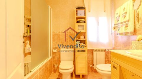 Foto 3 de Casa adosada en venta en Acacias, Cabanillas del Campo, Guadalajara