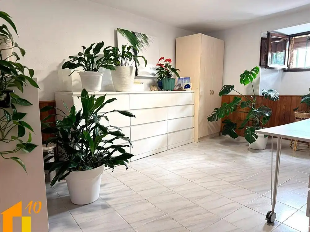 Houses for sale in Villaldemiro  with Heating, Storage room and Furnished