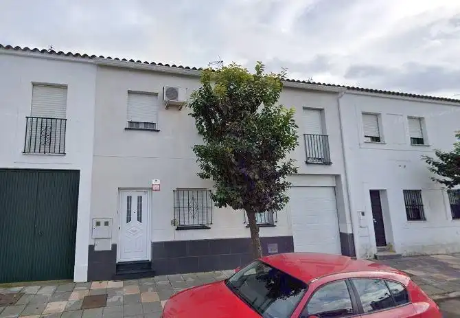 Adossat en venda a Valdelacalzada