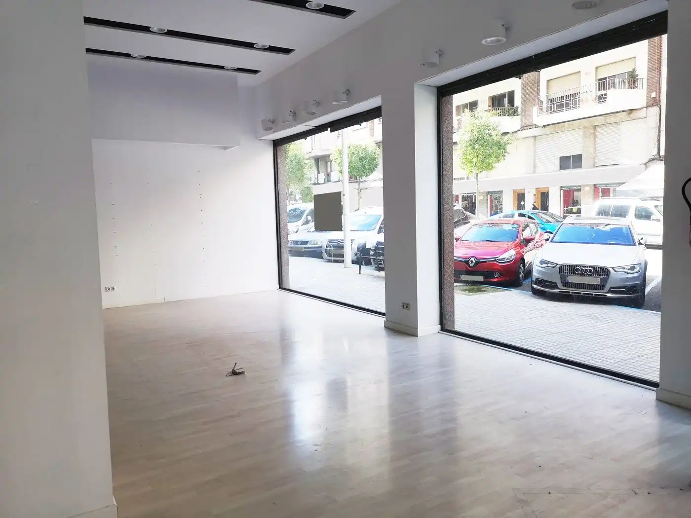 Local de alquiler en Elche / Elx con Aire acondicionado