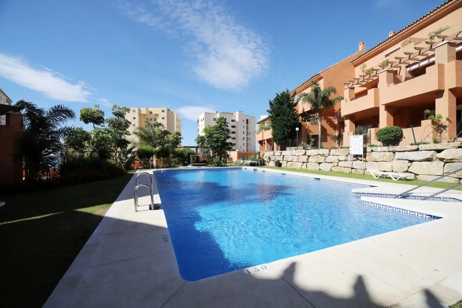 Piscina de Planta baja de alquiler en Estepona Pueblo