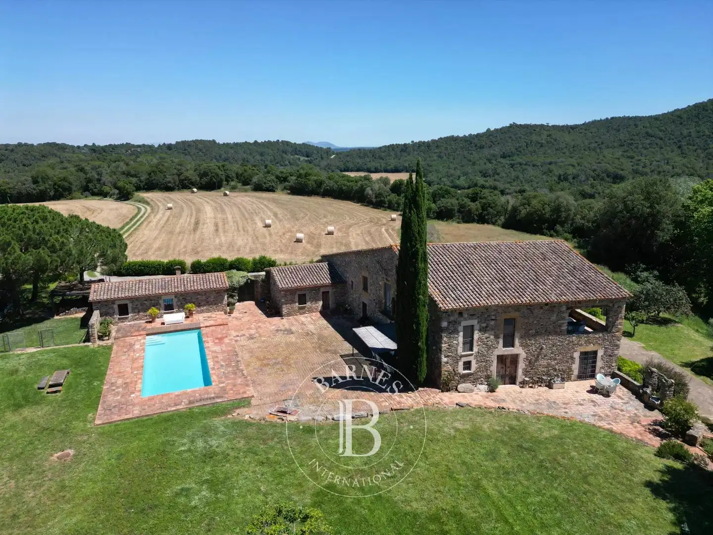 Jardí de Finca rústica en venda en La Bisbal d'Empordà amb Aire condicionat, Calefacció i Jardí privat