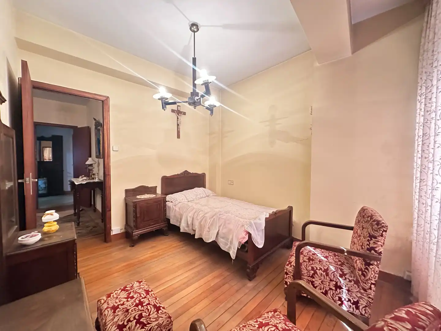 Habitación de Piso en venta en Santiago de Compostela  con Calefacción y Trastero