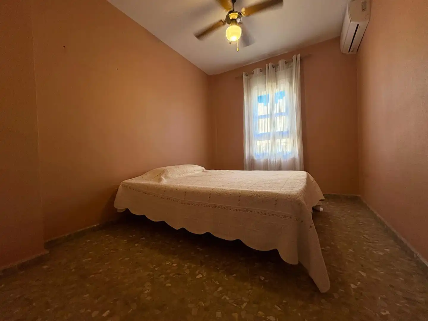 Bedroom of Detached homes for sale in Algeciras  with Air Conditioner, Terrace and Storage room