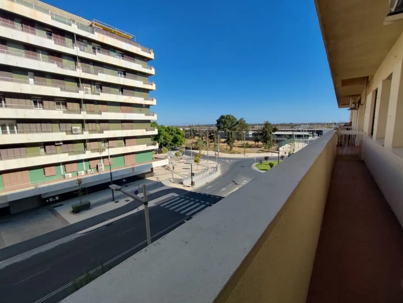 Vista exterior de Piso en venta en Huelva