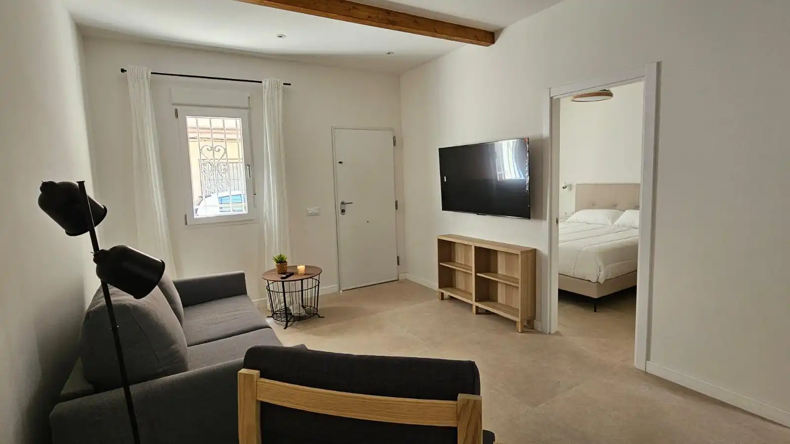 Living room of Houses for sale in Alaquàs  with Air Conditioner, Terrace and Furnished