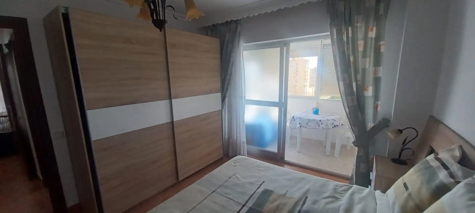 Bedroom of Flat for rent in Algeciras