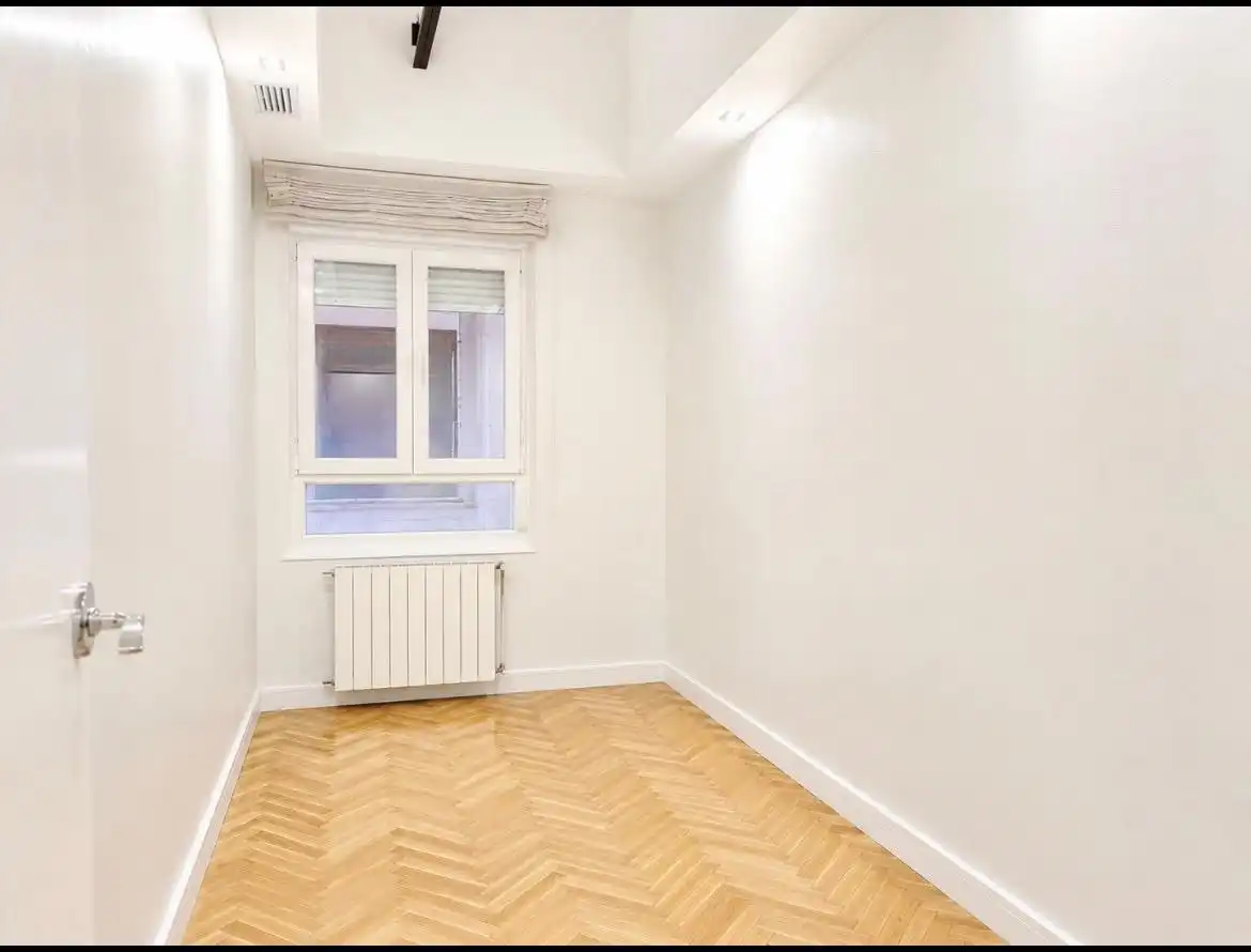 Habitación de Piso de alquiler en Zaragoza con Aire acondicionado, Calefacción y Parquet