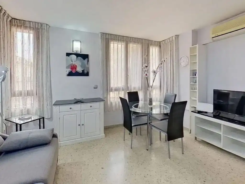 Comedor de Apartamento de alquiler en Ciutat Vella 