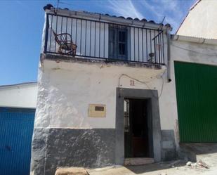 Exterior view of House or chalet for sale in Alcuéscar