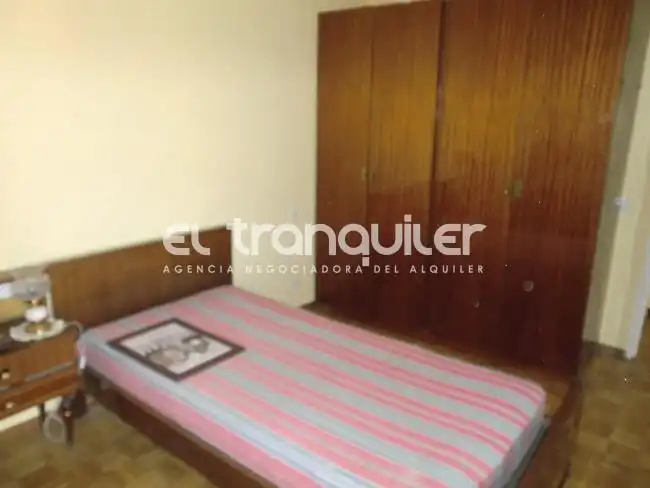 Bedroom of Flat for rent in Madrid  with Air Conditioner, Parquet flooring and Terrace