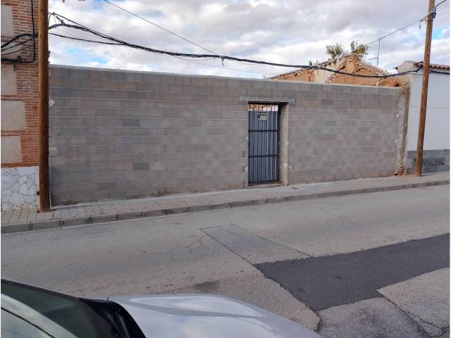 Terreno industrial en Venta en Calle Ruiz Morote en Manzanares