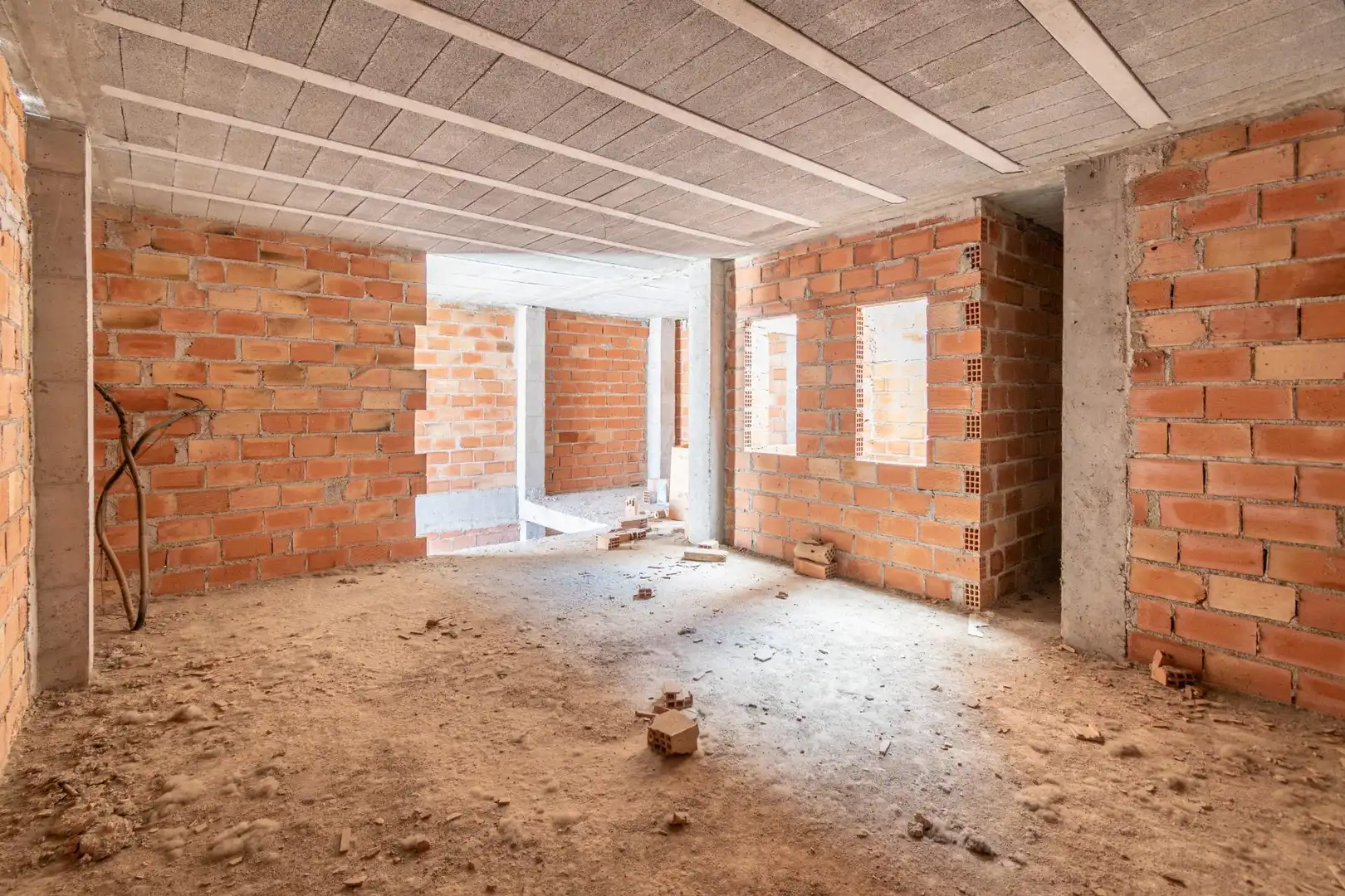 Buildings for sale in La Peza