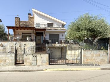 Villa con balcone in vendita a Lliçà de Vall