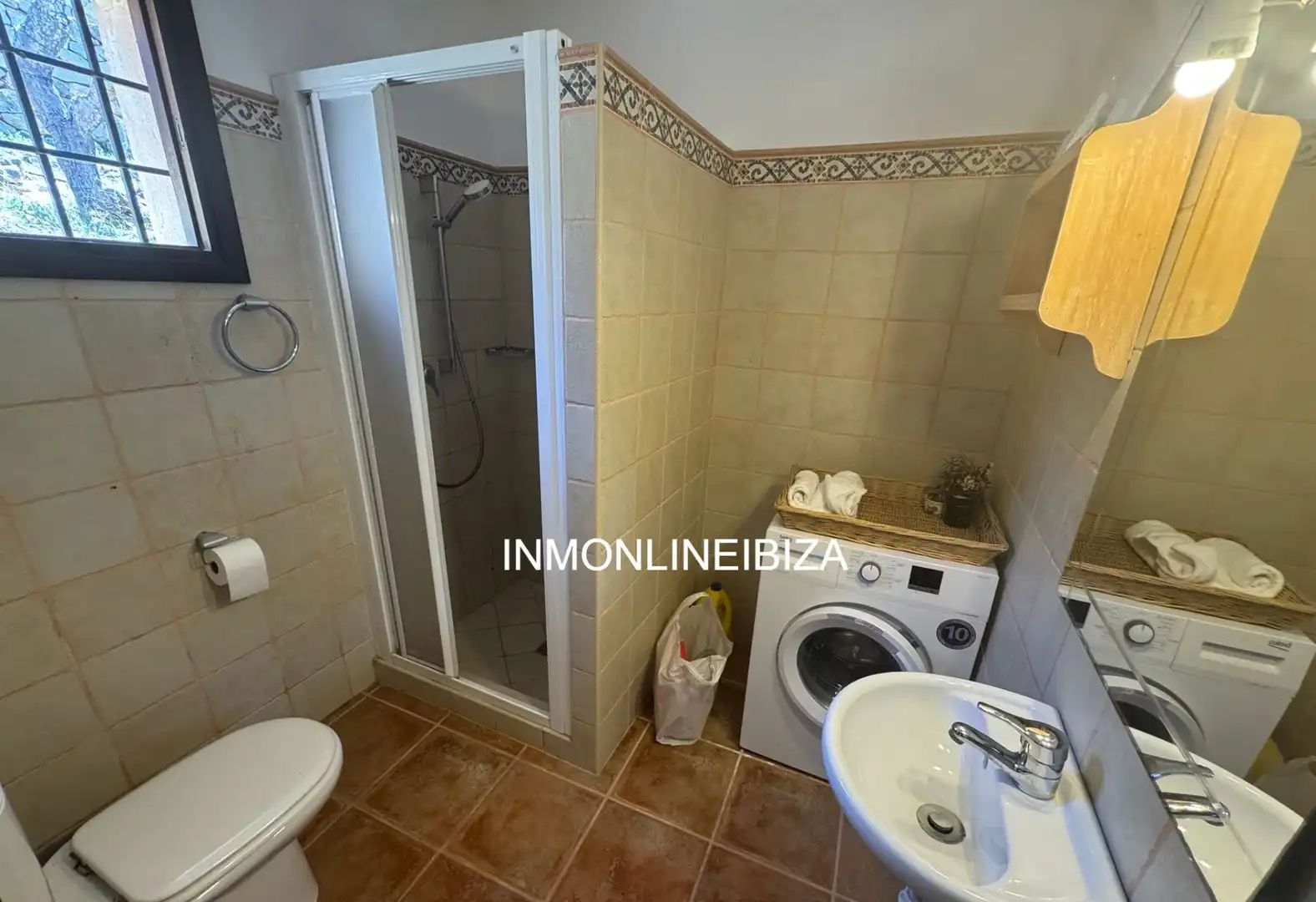 Badezimmer von Haus oder Chalet zur Miete in Sant Joan de Labritja mit Privatgarten, Terrasse und Schwimmbad