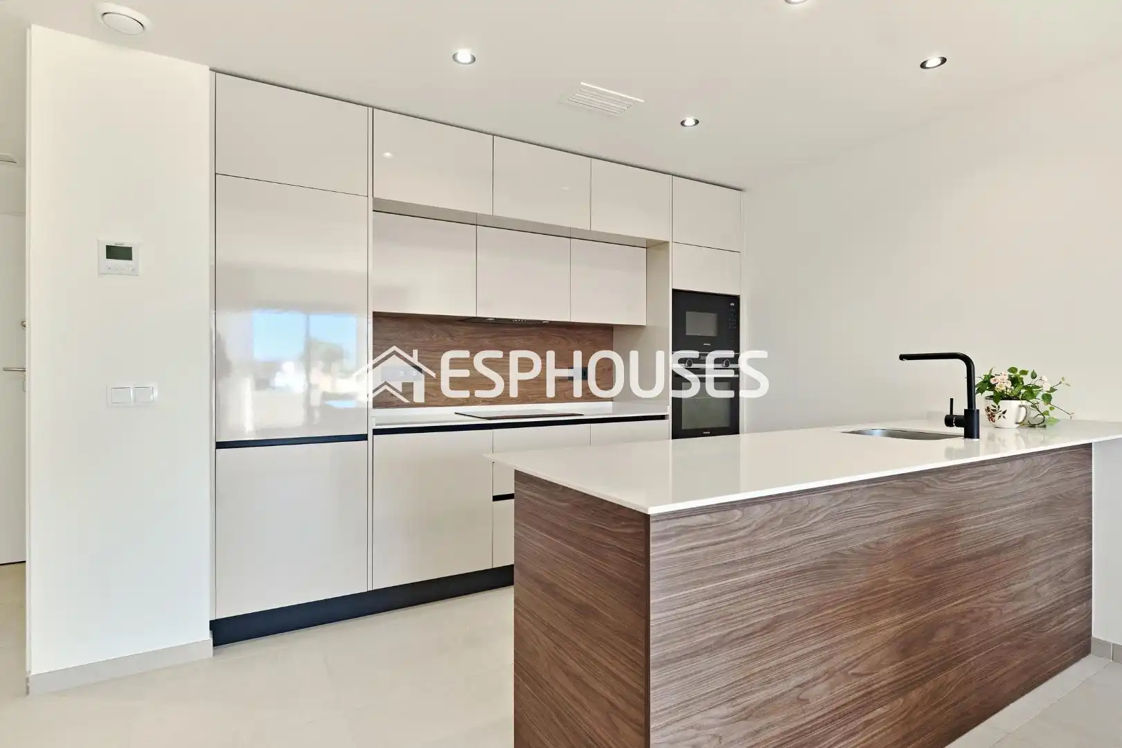 Cocina de Ático en venta en Torrevieja con Aire acondicionado, Terraza y Amueblado