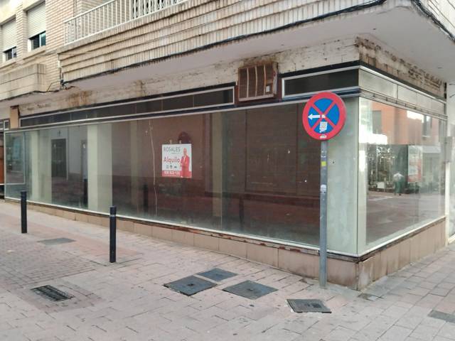 Local comercial en Alquiler en Motril  ciudad