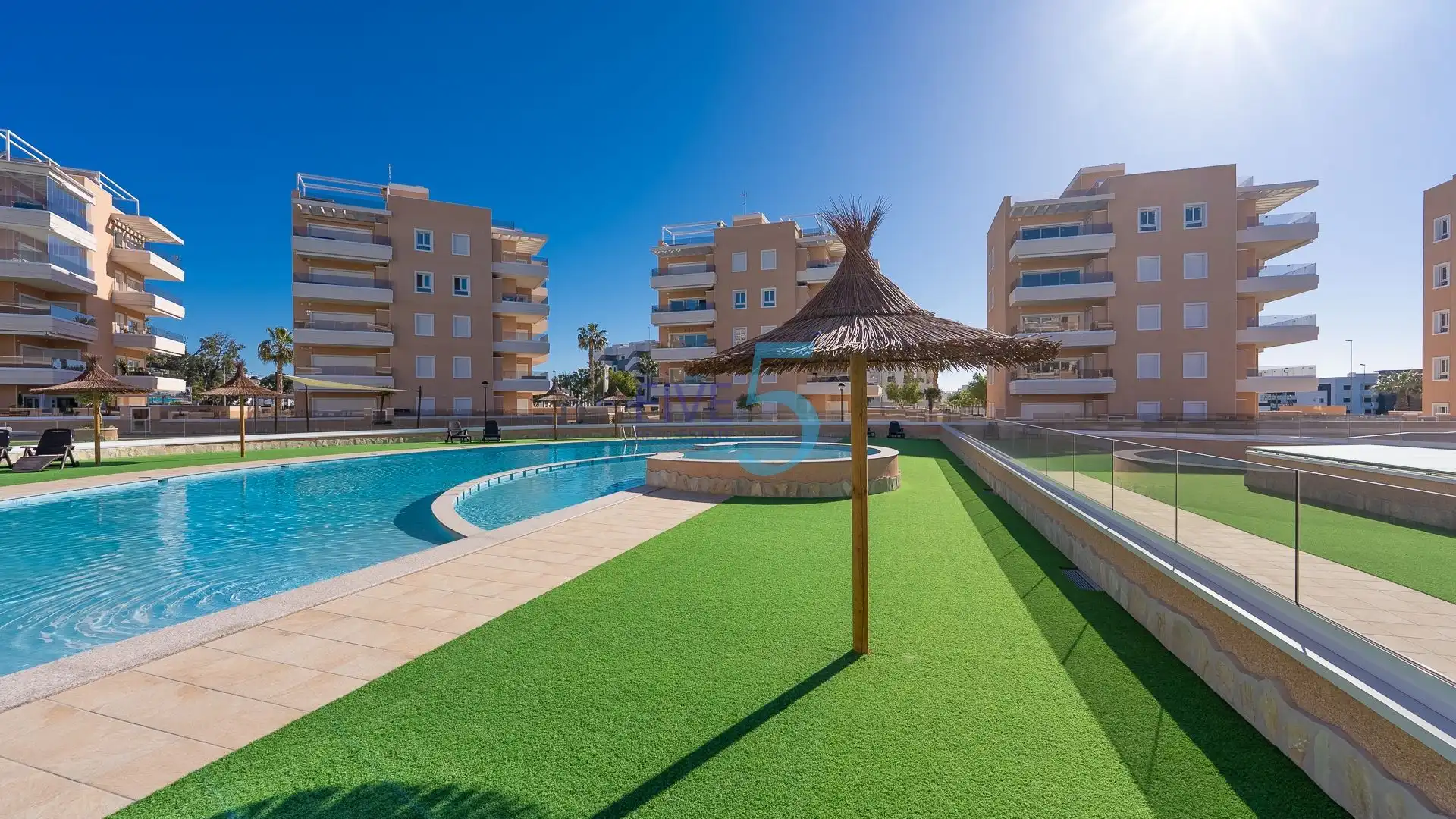 Àtic amb piscina en venda a El Raso, imagen 3