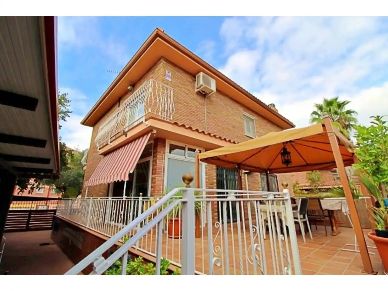 Casa o xalet en venda a Calle Girona, Polinyà