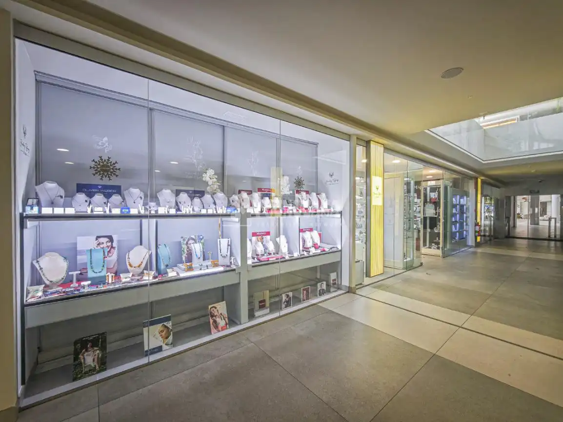 Commercial properties for sale in Arona  with Air Conditioner, Furnished and Alarm