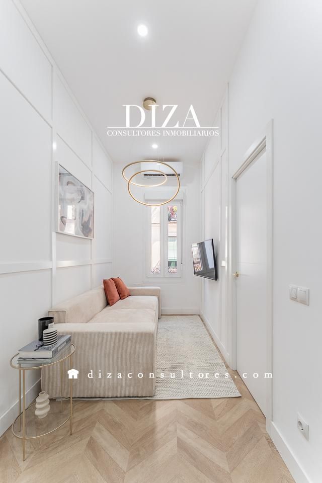 Sala de estar de Piso en venta en  Madrid Capital con Aire acondicionado y Amueblado