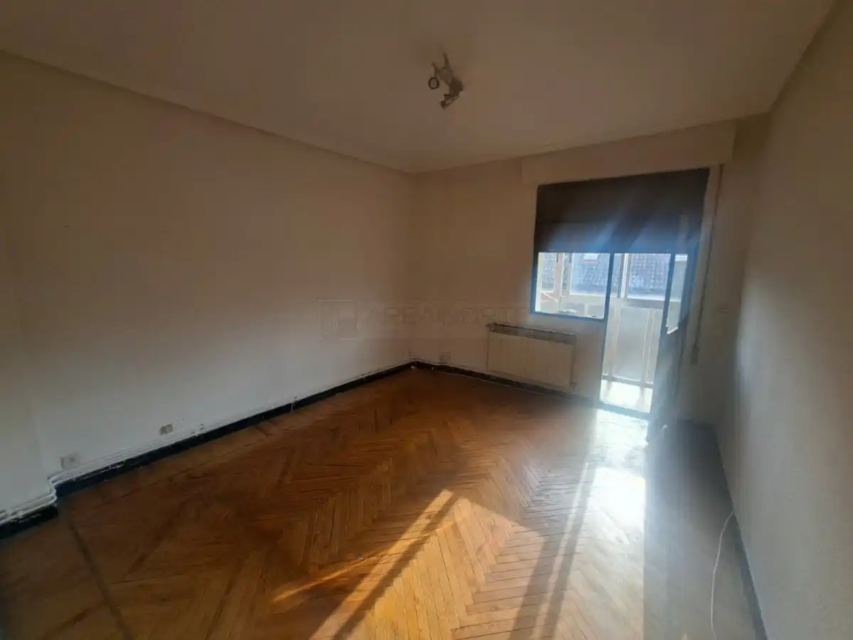 Bedroom of Flat for sale in Vitoria - Gasteiz  with Heating, Parquet flooring and Terrace