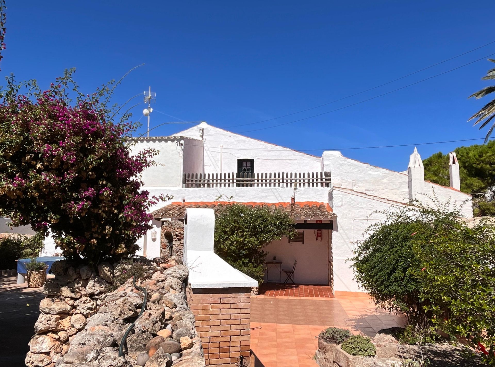 Vista exterior de Finca rústica en venda en Es Castell amb Aire condicionat, Calefacció i Jardí privat