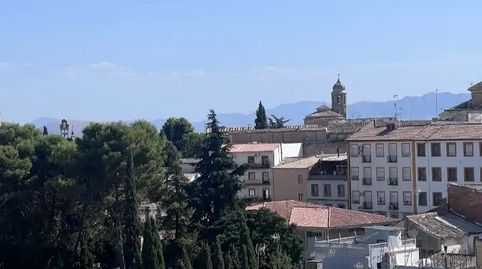 Foto 3 von Wohnung zur Miete in Avenida Antonio Machado, 9, Úbeda, Jaén