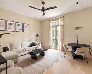 Living room of Apartment to share in  Barcelona Capital  with Air Conditioner, Heating and Terrace