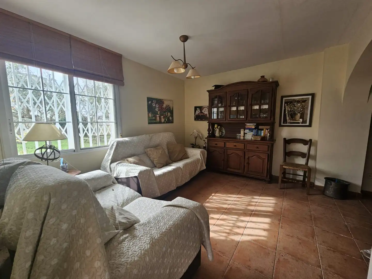 Sala de estar de Casa o chalet en venta en Castellón de la Plana / Castelló de la Plana con Jardín privado, Terraza y Trastero