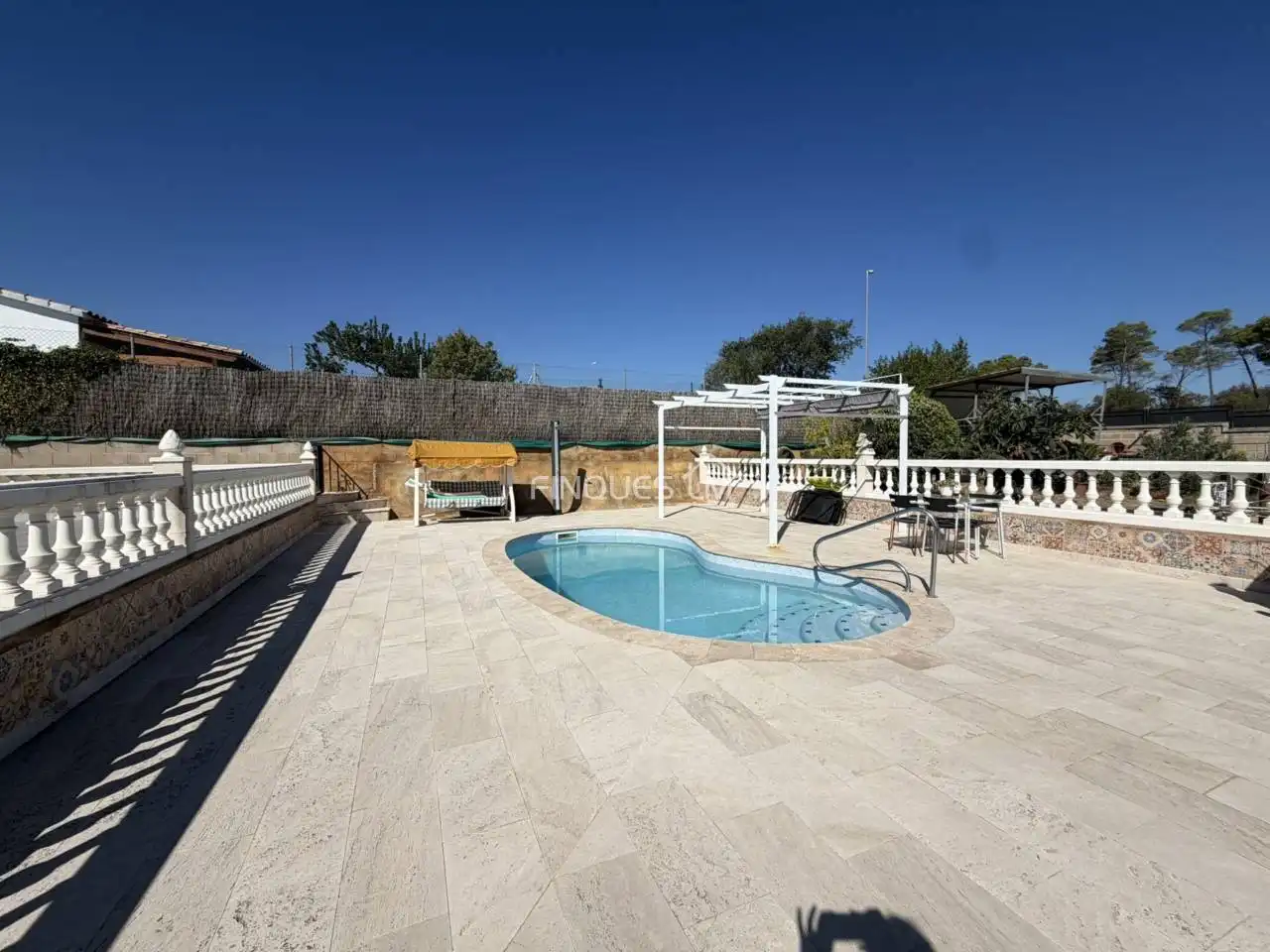 Casa con piscina en venta en Calle Verge de Montserrat 4, imagen 25