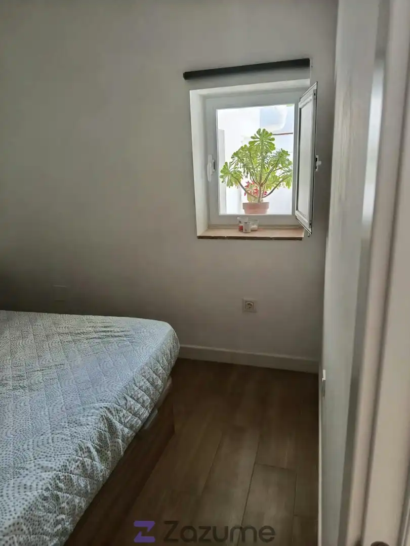 Habitación de Piso de alquiler en Pizarra con Aire acondicionado, Calefacción y Jardín privado