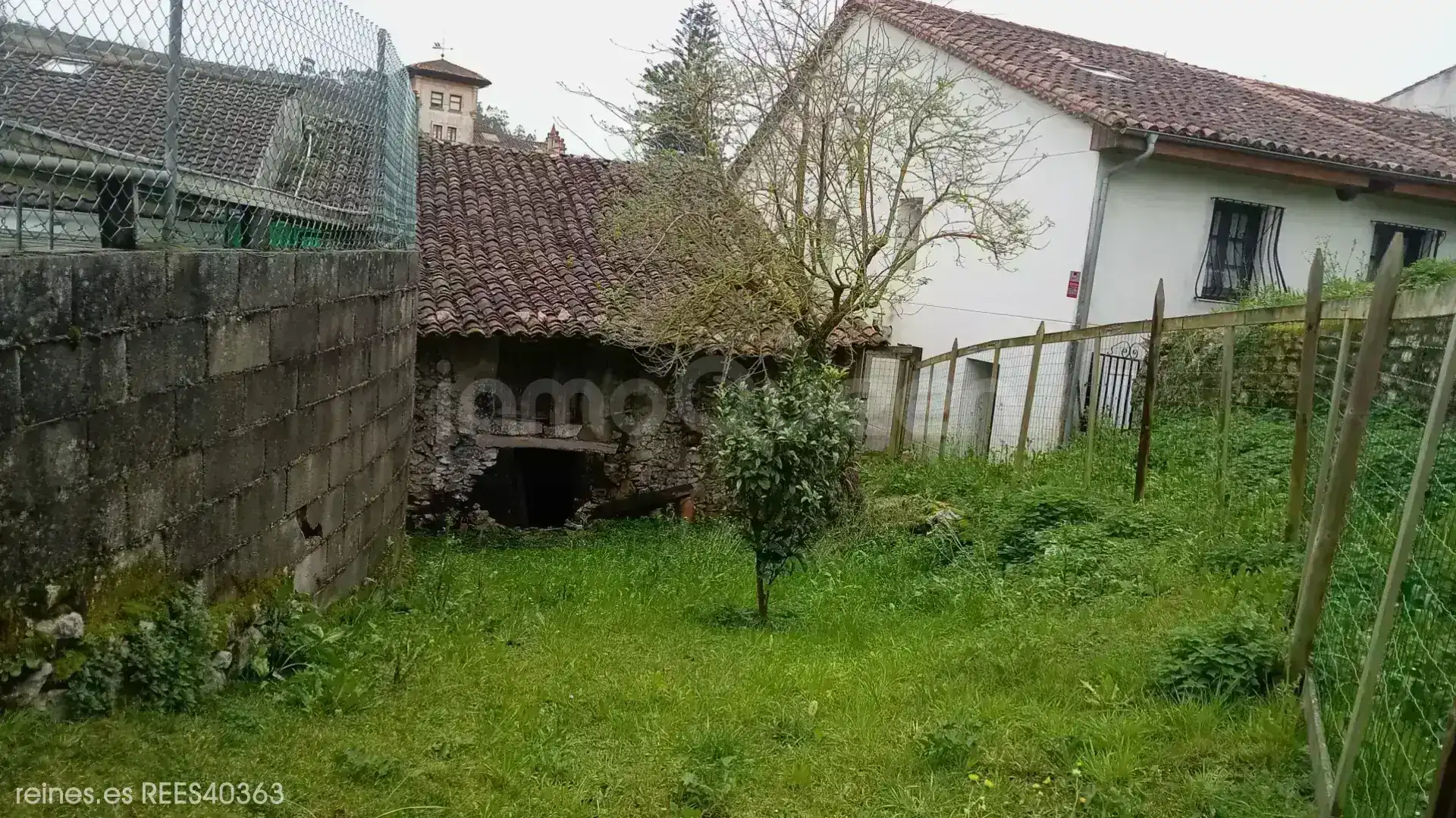 Casa o xalet en venda en Ribadedeva amb Jardí privat