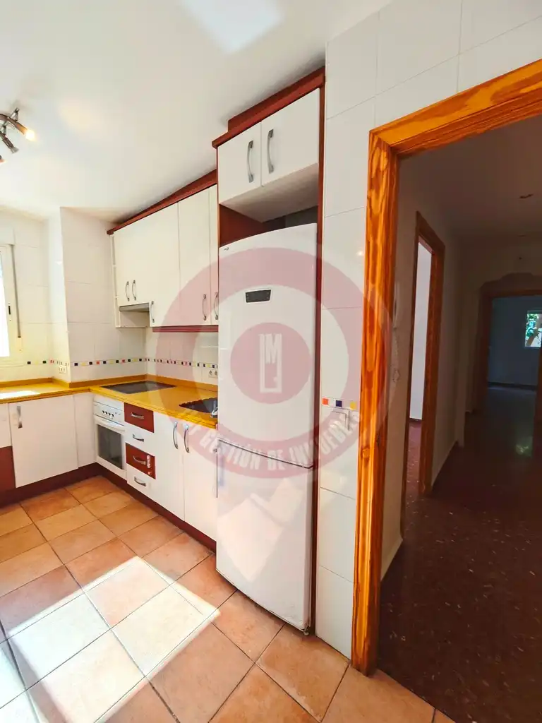 Küche von Wohnung zum Verkauf in Málaga mit Klimaanlage, Terrasse und Alarm
