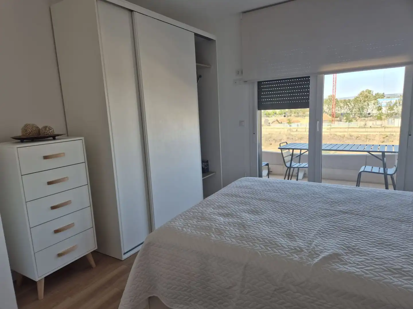 Dormitori de Apartament de lloguer en Badajoz amb Aire condicionat, Calefacció i Terrassa